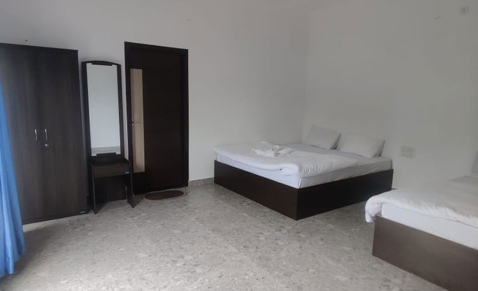 Quad Room Stay AC