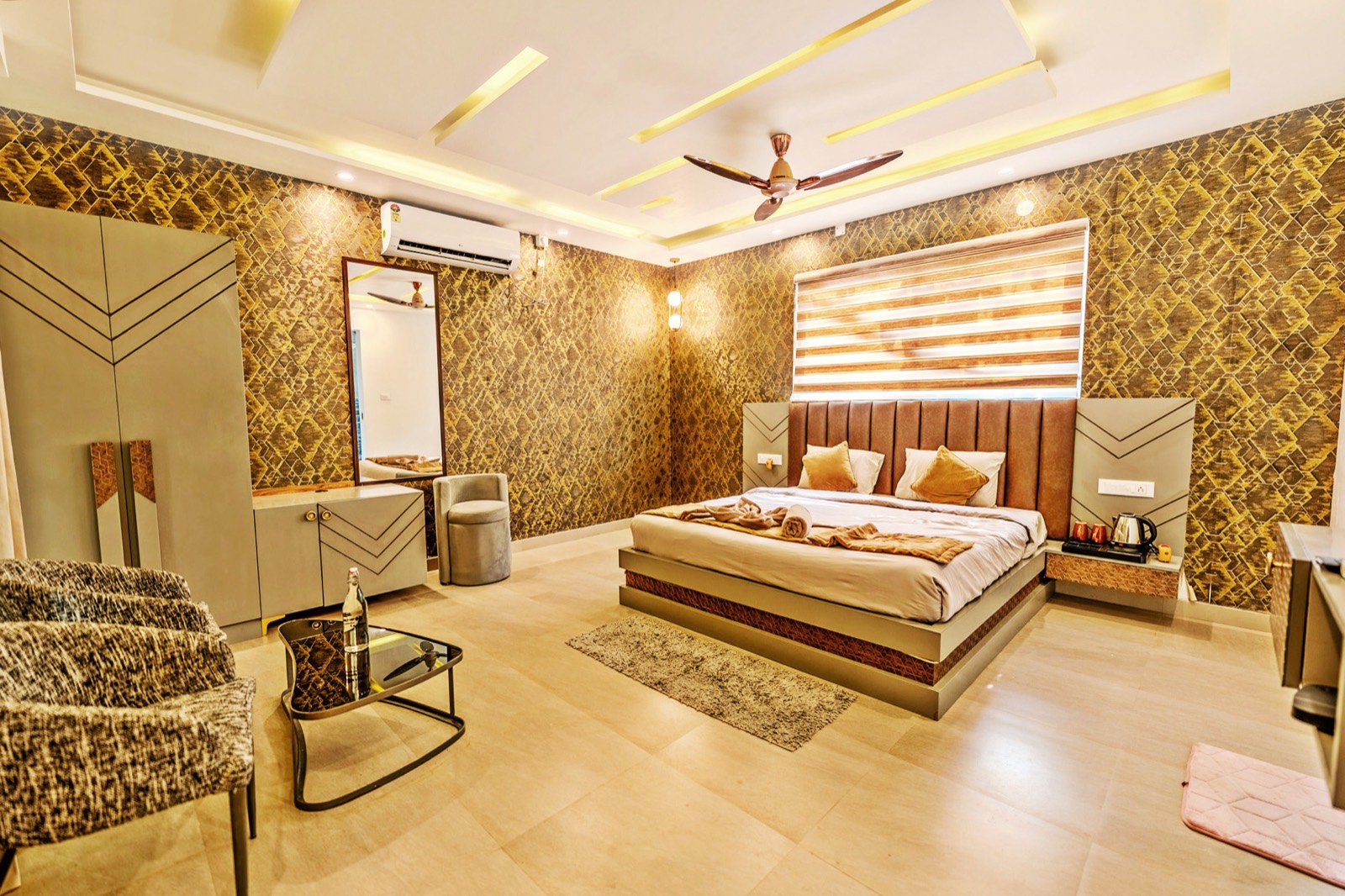 Premium Deluxe Room